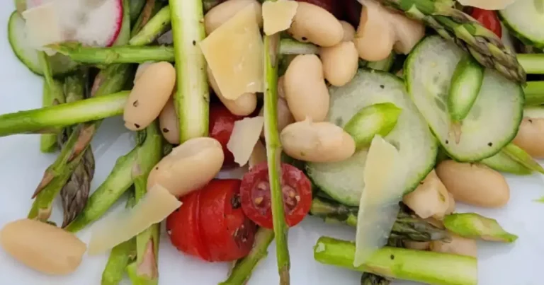 Foto da receita de Salada de Aspargos Fatiados e Feijão Branco