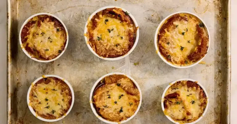 Foto da receita de Sopa Francesa de Cebola Preguiçosa