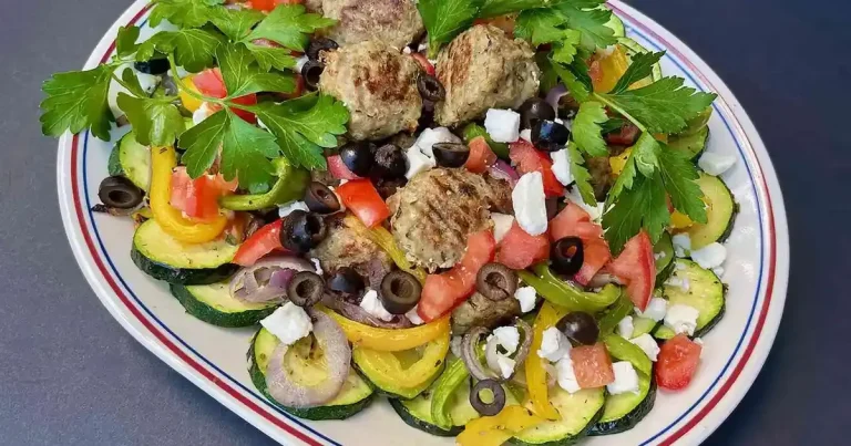 Foto da receita de Almôndegas de Peru ao Estilo Mediterrâneo