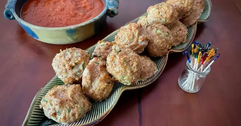 Foto da receita de Almôndegas Picantes de Frango com Abobrinha