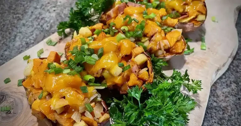Foto da receita de Barquinhos de Batata Doce com Bacon, Maçãs e Cheddar