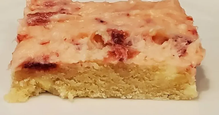 Foto da receita de Barras de Biscoito de Morango com Chocolate Branco