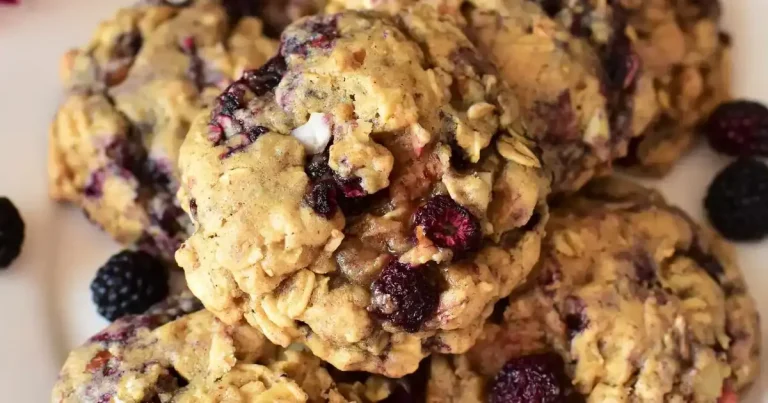 Foto da receita de Biscoitos de Amêndoas e Aveia com Framboesas Pretas