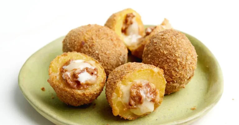 Foto da receita de Bombas de Batata com Queijo e Chorizo
