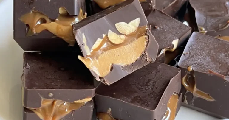 Foto da receita de Bombons de Amendoim com Snickers
