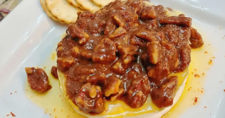 Foto da receita de Brie Assado com Maple e Nozes Pecan