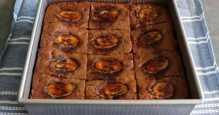 Foto da receita de Brownies de Banana com Pão