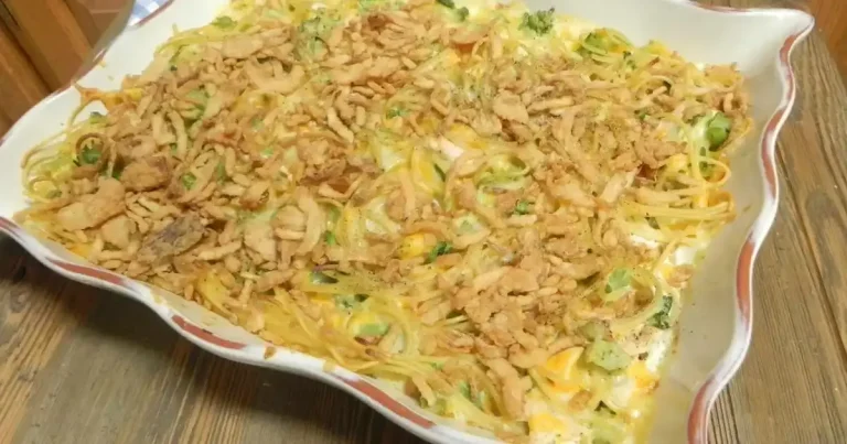 Foto da receita de Casserole de Espaguete com Frango e Brócolis