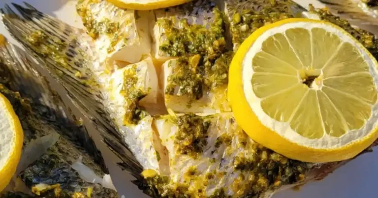 Foto da receita de Crappie Inteiro Assado