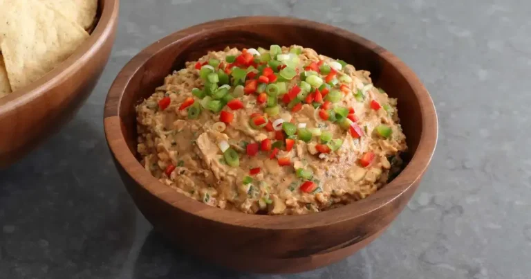 Foto da receita de Dip de Feijão com Queijo e Chili