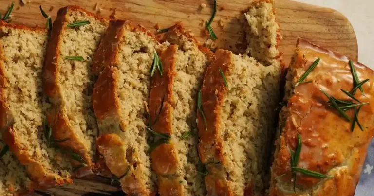 Foto da receita de Pão de Cerveja com Alecrim e Alho