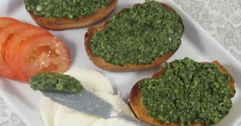 Foto da receita de Pesto de Manjericão com Nozes