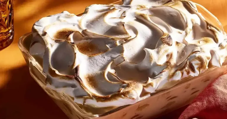 Foto da receita de Pudim de Banana com Cobertura de Suspiro