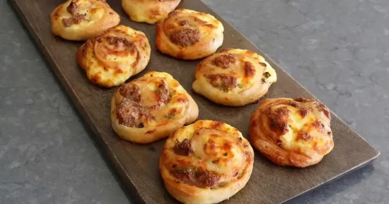 Foto da receita de Rolinho de Salsicha Siciliano