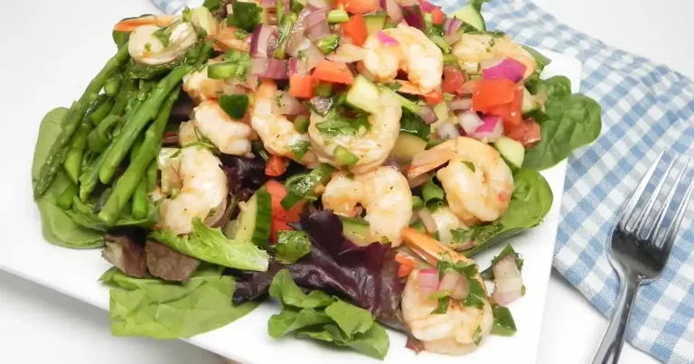 Foto da receita de Salada de Gazpacho com Camarões Frescos