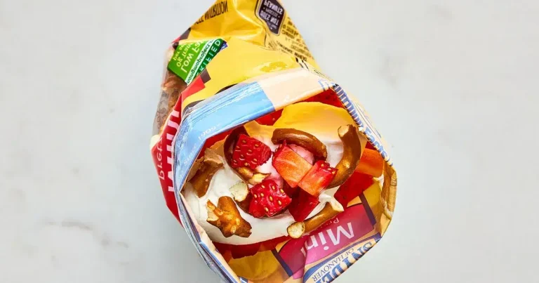 Foto da receita de Salada de Pretzel com Morango