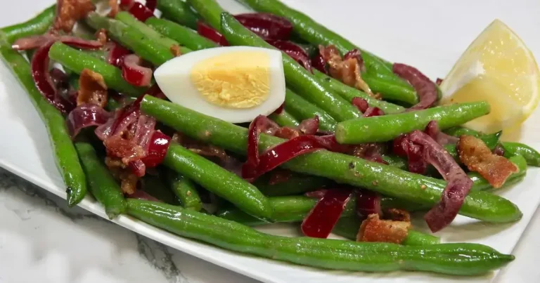 Foto da receita de Salada Morna de Vagem com Bacon