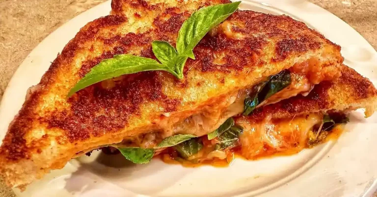 Foto da receita de Sanduíche de Queijo Grelhado com Pizza