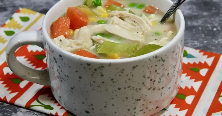 Foto da receita de Sopa de Frango com Tortinha