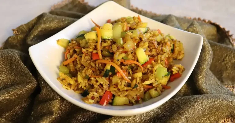 Foto da receita de Arroz Frito com Curry Amarelo