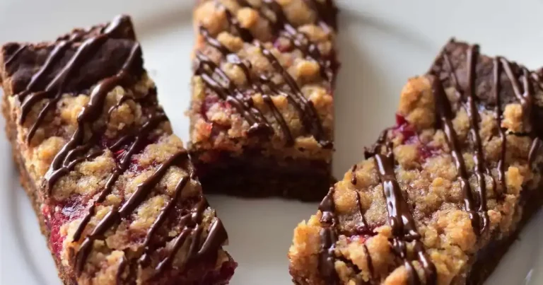 Foto da receita de Barras de Crumble de Chocolate com Framboesa