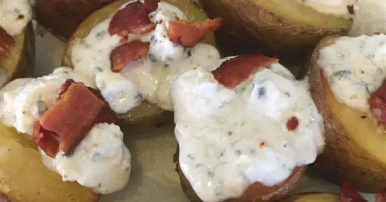 Foto da receita de Batatas Mini Recheadas com Gorgonzola