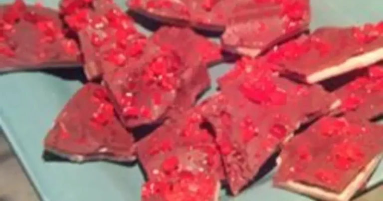 Foto da receita de Casca de Chocolate com Cerejas