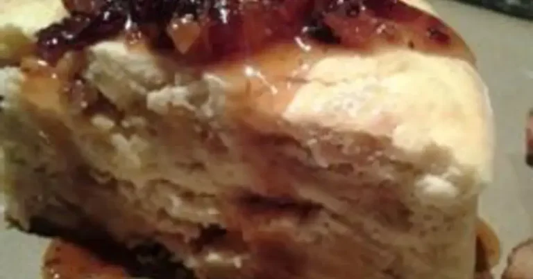 Foto da receita de Cheesecake de Canela com Bacon e Xarope de Bordo