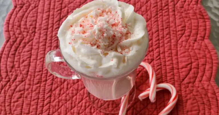 Foto da receita de Chocolate Quente Branco com Hortelã-Pimenta