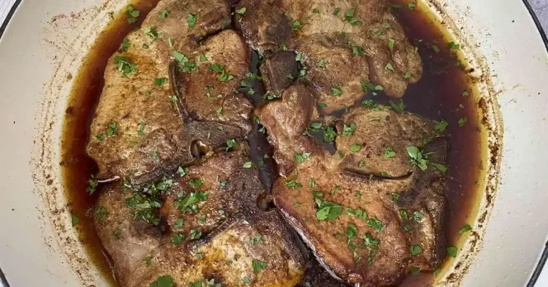 Foto da receita de Costeletas de Porco Cozidas no Fogão