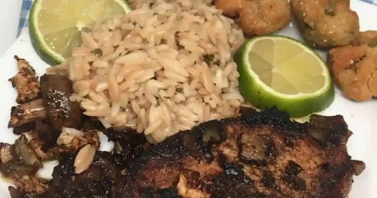 Foto da receita de Costeletas de Porco Jerk Fritas na Frigideira