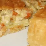 Empadão de Frango com Massa Folhada