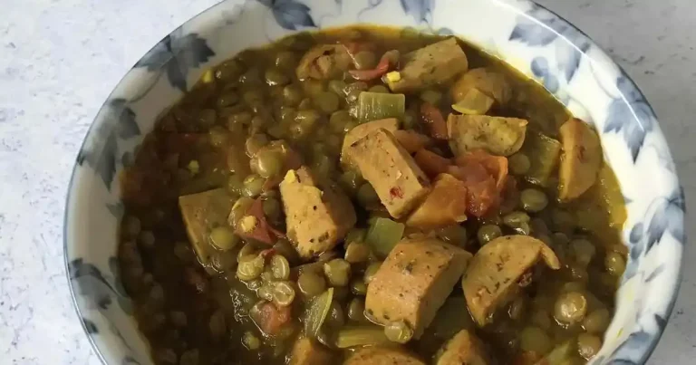 Foto da receita de Ensopado de Lentilhas com Linguiça de Frango