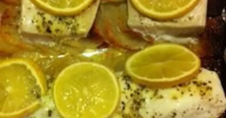 Foto da receita de Peixe Assado com Batatas e Limão
