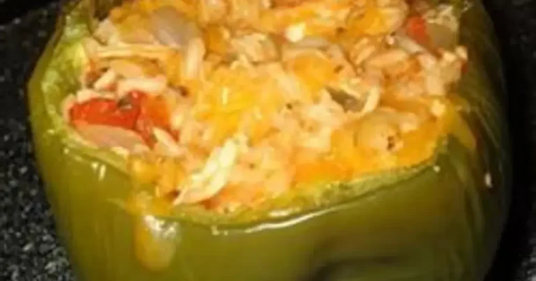 Foto da receita de Pimentões Recheados com Frango e Arroz