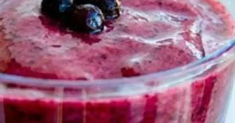 Foto da receita de Smoothie de Açaí Monstro Azul