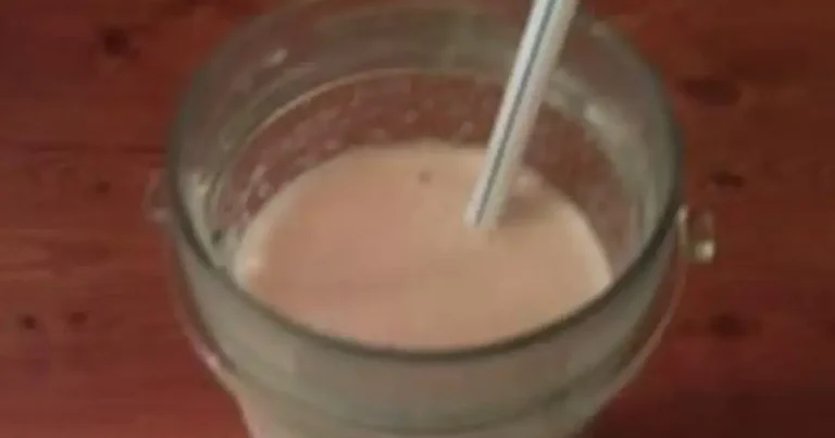 Foto da receita de Smoothie de Goiaba e Banana