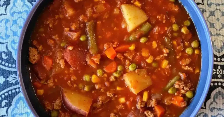 Sopa de Peru Moído com Feijão