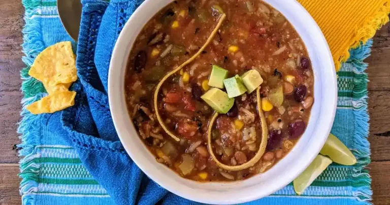 Foto da receita de Sopa Vegana de Tortilha